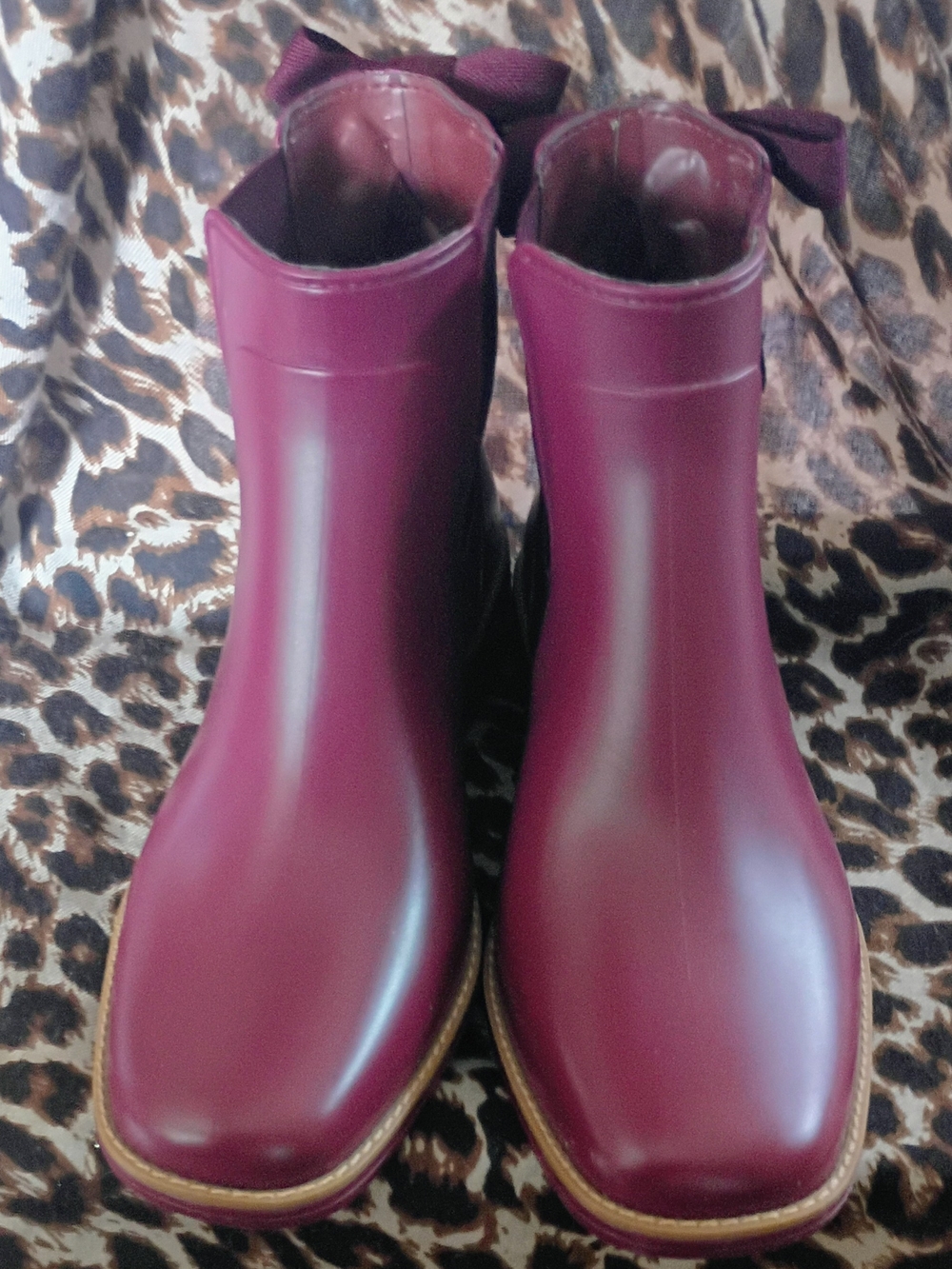Bernardo Women's Burgundy Ankle Rain Boots with Bow Detail
